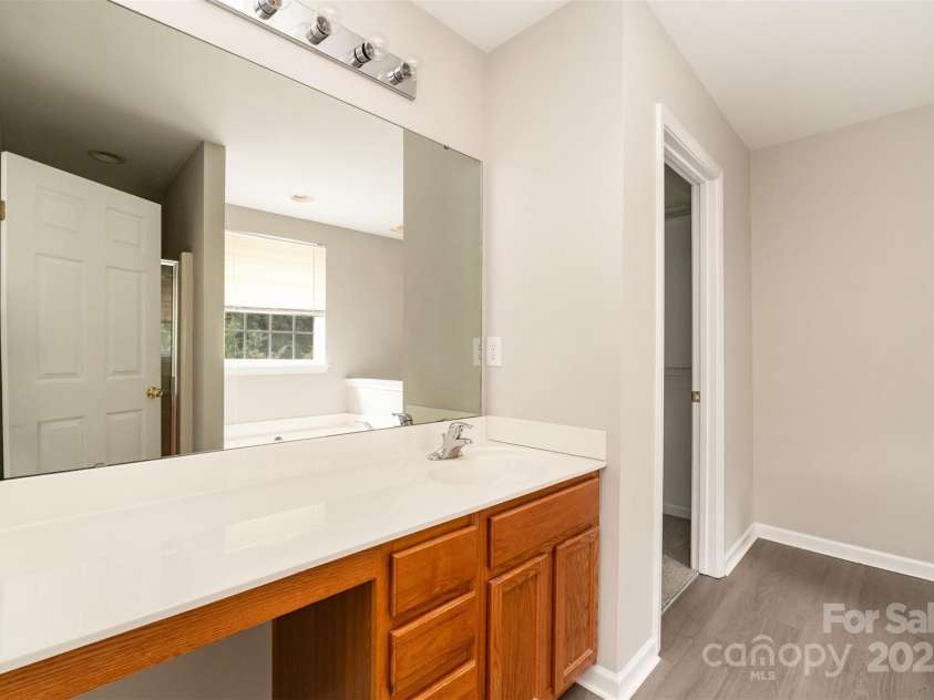 12039 Windy Rock Way, Charlotte, NC 28273.  MLS# CAR4294466, YatesRealty ID 322. 