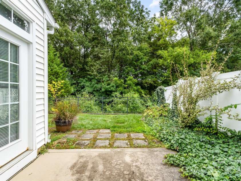 12039 Windy Rock Way, Charlotte, NC 28273.  MLS# CAR4294466, YatesRealty ID 322. 