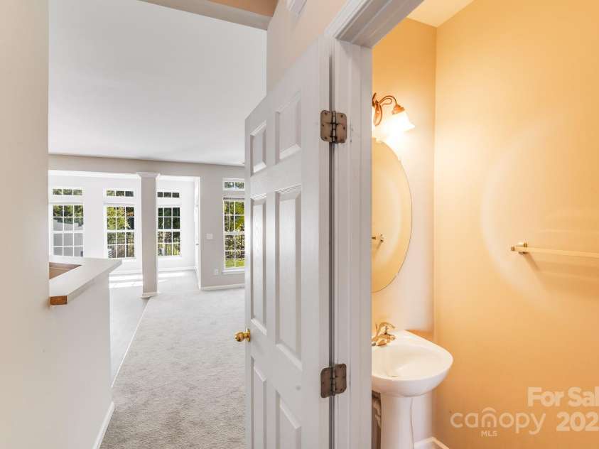 12039 Windy Rock Way, Charlotte, NC 28273.  MLS# CAR4316169, YatesRealty ID 322. 