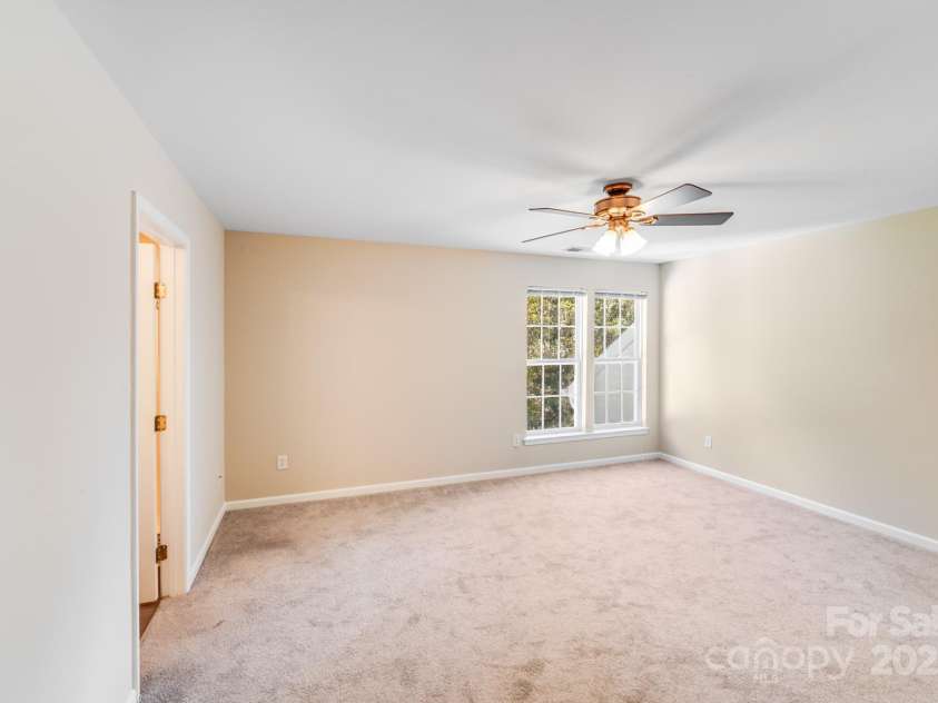 12039 Windy Rock Way, Charlotte, NC 28273.  MLS# CAR4316169, YatesRealty ID 322. 