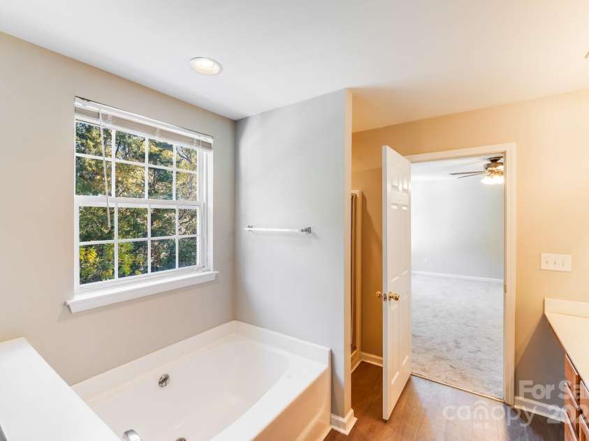 12039 Windy Rock Way, Charlotte, NC 28273.  MLS# CAR4316169, YatesRealty ID 322. 