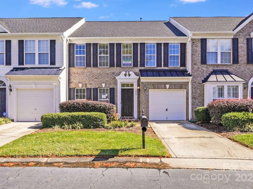 12039 Windy Rock Way, Charlotte, NC 28273.  MLS# CAR4316169, YatesRealty ID 322. 