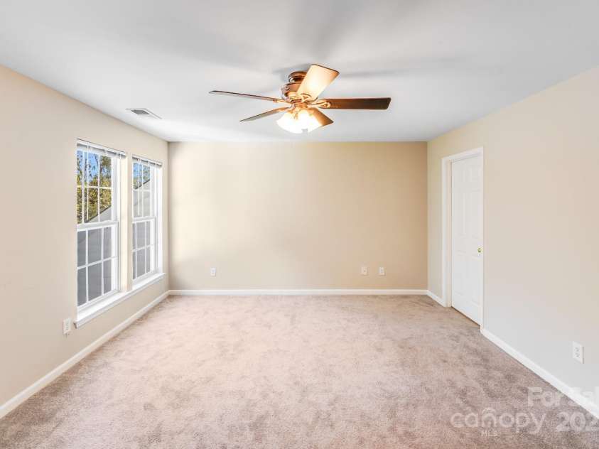 12039 Windy Rock Way, Charlotte, NC 28273.  MLS# CAR4316169, YatesRealty ID 322. 