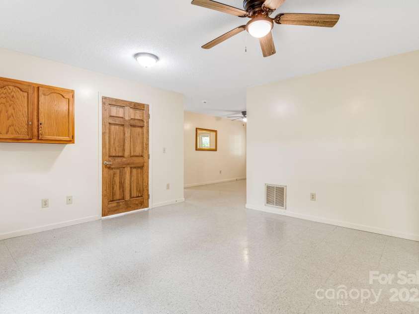 119 Richland Street, Asheville, NC 28806.  MLS# CAR4309744, YatesRealty ID 3220. 