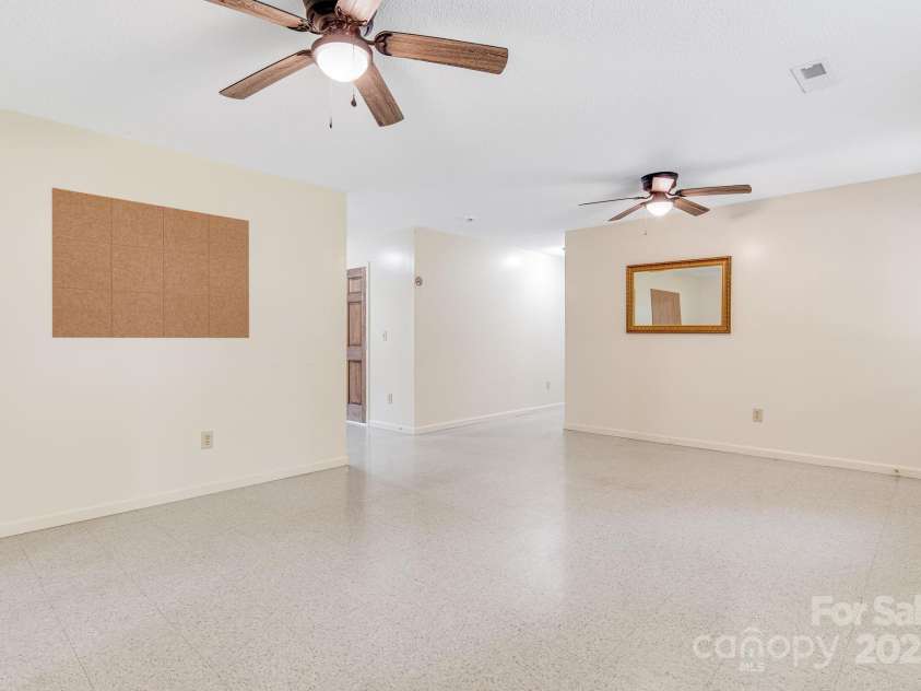 119 Richland Street, Asheville, NC 28806.  MLS# CAR4309744, YatesRealty ID 3220. 