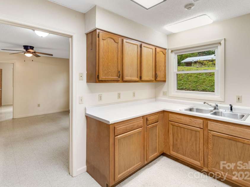 119 Richland Street, Asheville, NC 28806.  MLS# CAR4309744, YatesRealty ID 3220. 