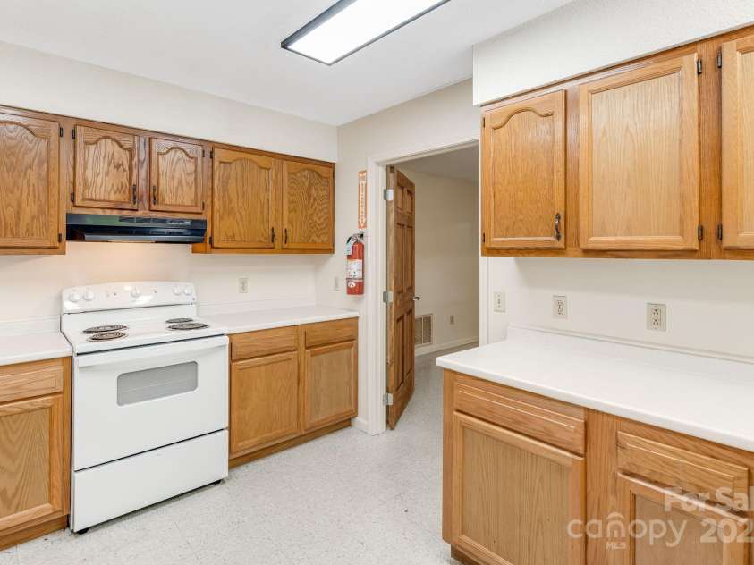 119 Richland Street, Asheville, NC 28806.  MLS# CAR4309744, YatesRealty ID 3220. 