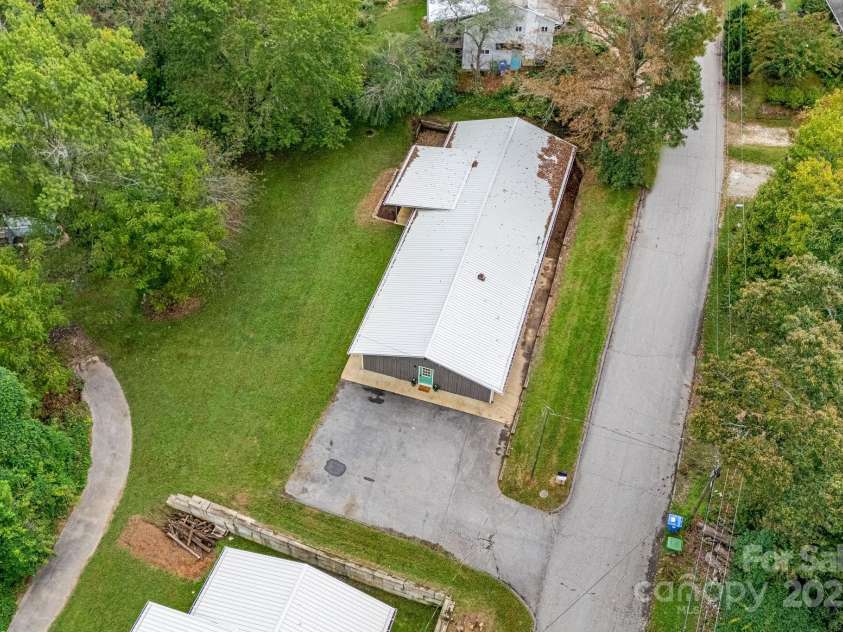 119 Richland Street, Asheville, NC 28806.  MLS# CAR4309744, YatesRealty ID 3220. 