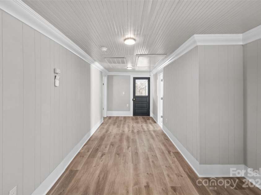 220 Bell Street, Statesville, NC 28677.  MLS# CAR4230607, YatesRealty ID 3220. 