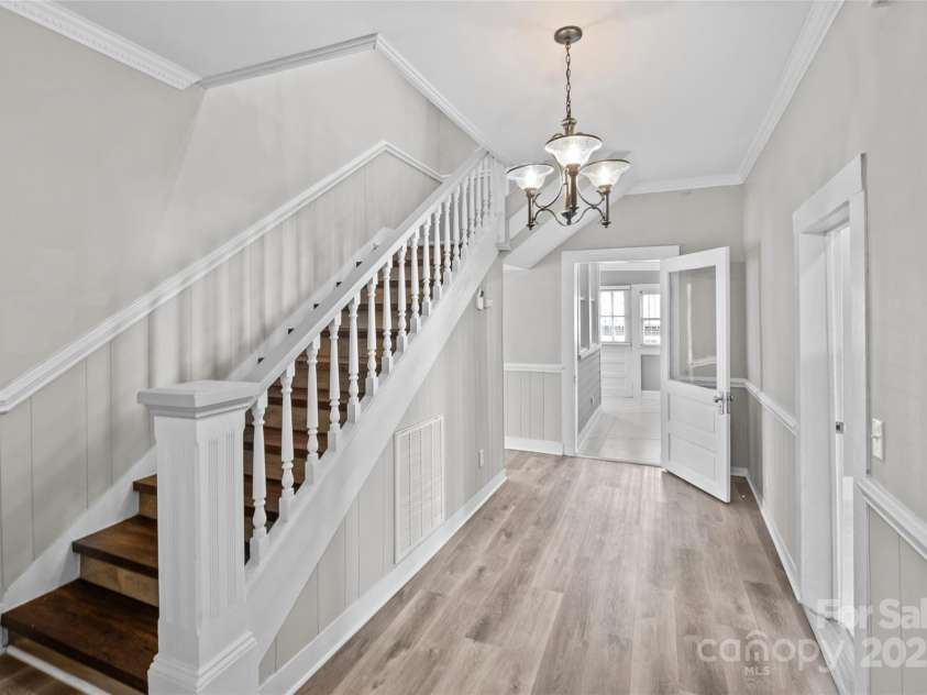 220 Bell Street, Statesville, NC 28677.  MLS# CAR4230607, YatesRealty ID 3220. Stairs