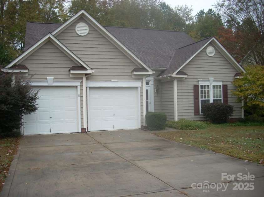2458 Saguaro Lane, Kannapolis, NC 28083.  MLS# CAR4317406, YatesRealty ID 3220. 