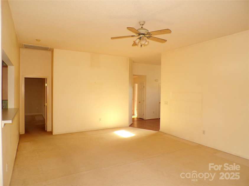 2458 Saguaro Lane, Kannapolis, NC 28083.  MLS# CAR4317406, YatesRealty ID 3220. 