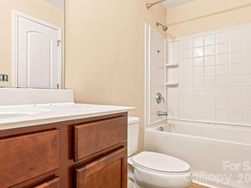 10308 Cloyne Court, Charlotte, NC 28213.  MLS# CAR4392106, YatesRealty ID 32200. 
