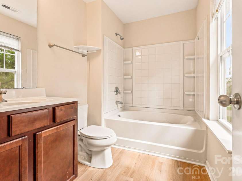 10308 Cloyne Court, Charlotte, NC 28213.  MLS# CAR4392106, YatesRealty ID 32200. 
