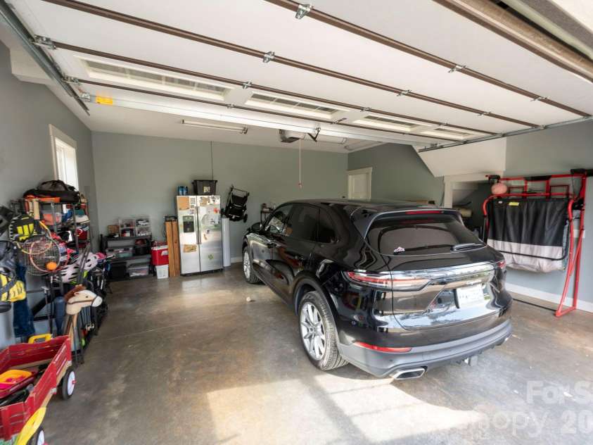 25 Haven Drive, Arden, NC 28704.  MLS# CAR4368689, YatesRealty ID 32201. Two Car Garage