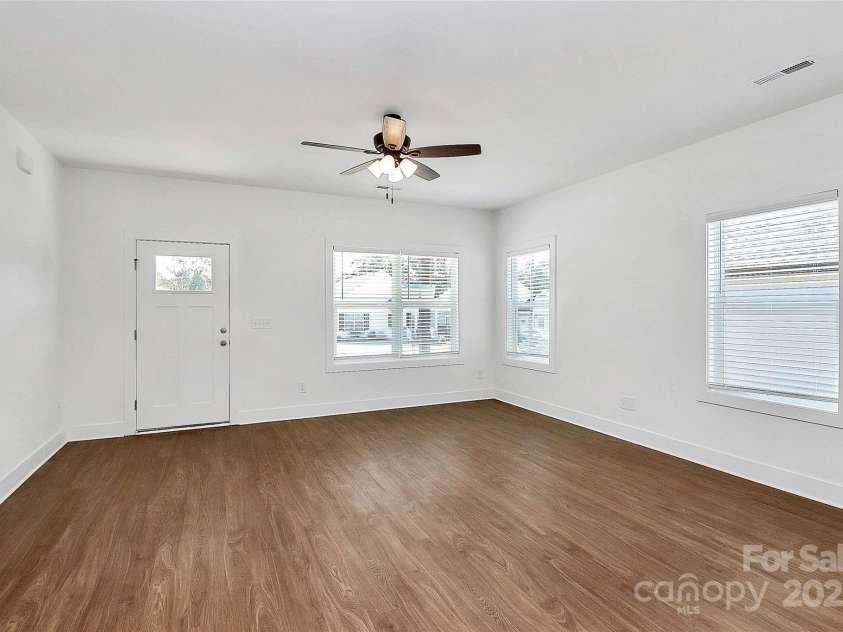 348 Catherine Street, Rock Hill, SC 29730.  MLS# CAR4284586, YatesRealty ID 32201. 