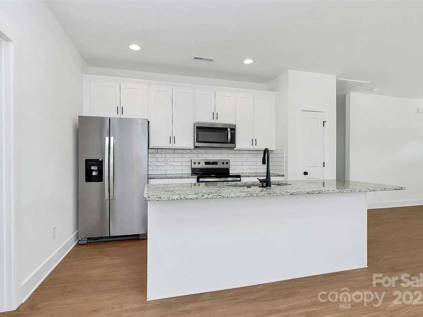 348 Catherine Street, Rock Hill, SC 29730.  MLS# CAR4284586, YatesRealty ID 32201. 