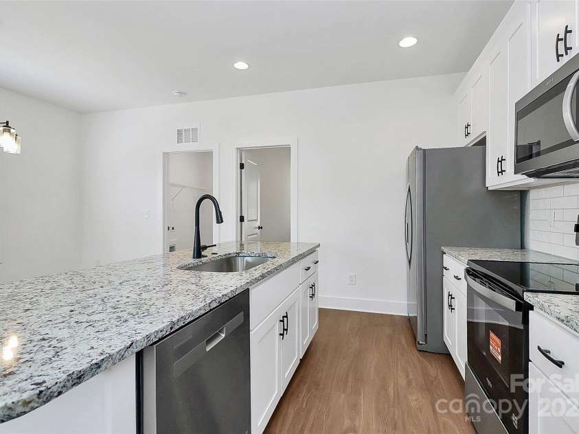 348 Catherine Street, Rock Hill, SC 29730.  MLS# CAR4284586, YatesRealty ID 32201. 