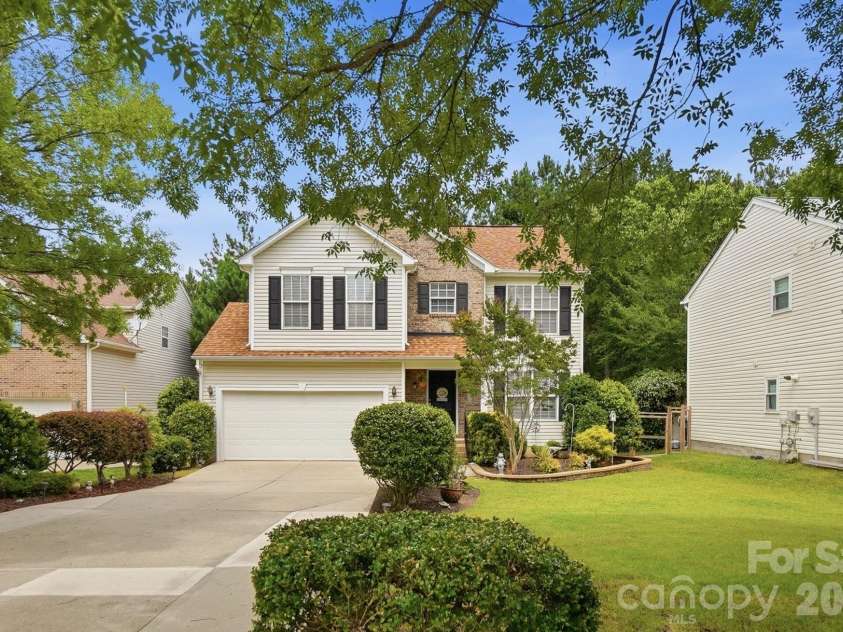 442 Sugar Maple Drive, Tega Cay, SC 29708.  MLS# CAR4393253, YatesRealty ID 32203. 