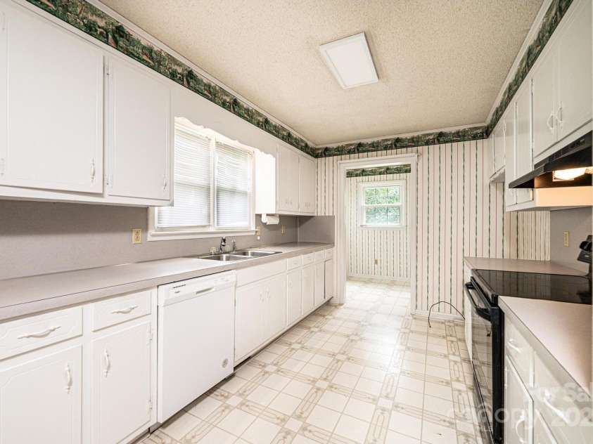 2541 Raintree Street, Connelly Springs, NC 28612.  MLS# CAR4291881, YatesRealty ID 32204. 