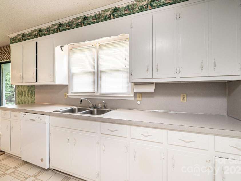 2541 Raintree Street, Connelly Springs, NC 28612.  MLS# CAR4291881, YatesRealty ID 32204. 