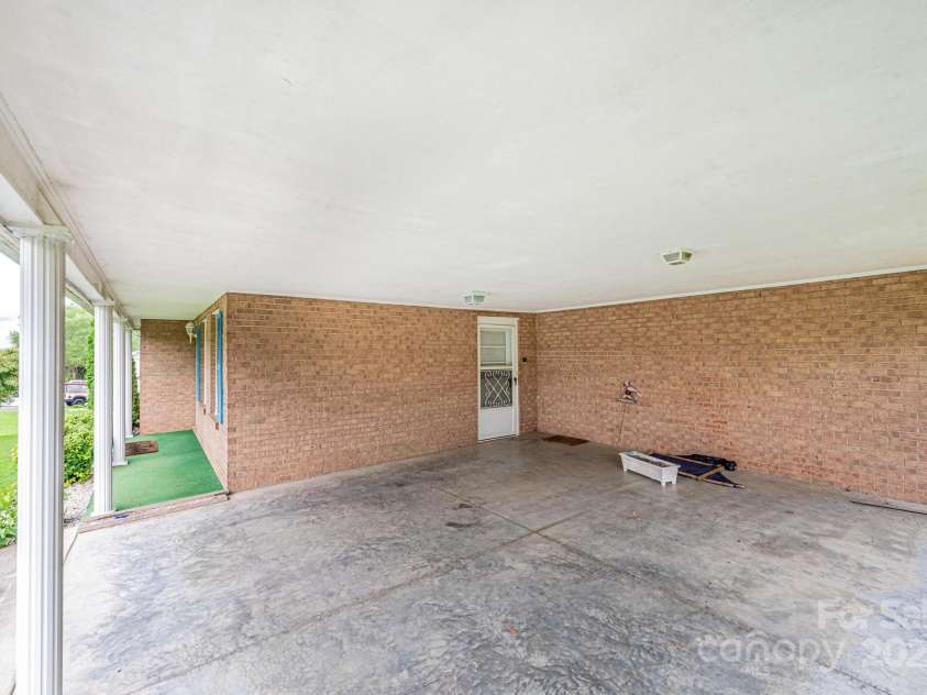 2541 Raintree Street, Connelly Springs, NC 28612.  MLS# CAR4291881, YatesRealty ID 32204. 