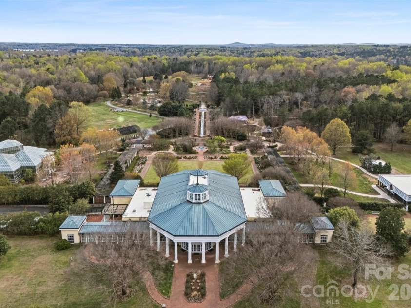 510 Meadow Ridge Drive, Belmont, NC 28012.  MLS# CAR4412652, YatesRealty ID 32204. Daniel Stowe Conservancy.