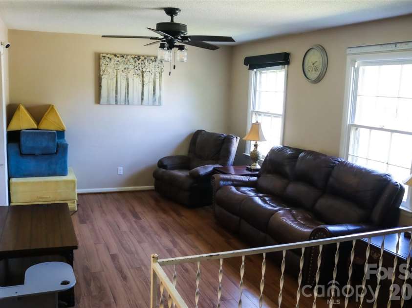 307 Meadowbrook Drive, Newton, NC 28658.  MLS# CAR4388172, YatesRealty ID 32205. 