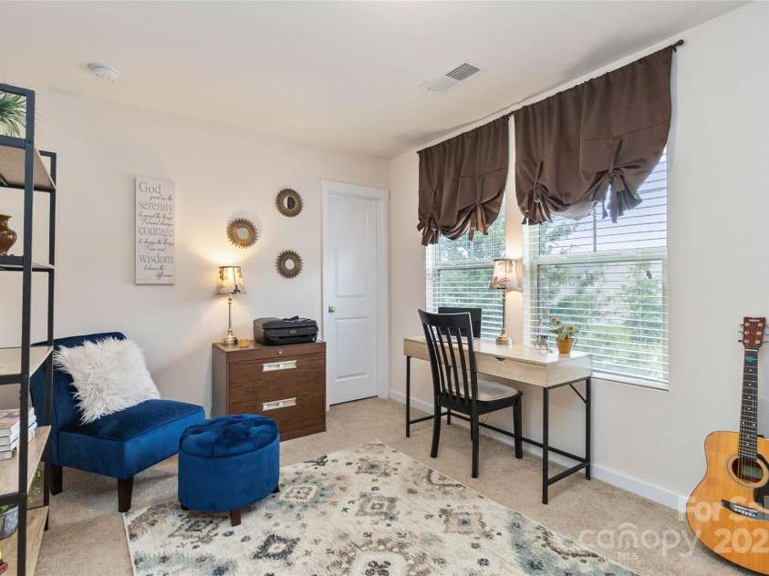 4626 Gibbons Link Road, Charlotte, NC 28269.  MLS# CAR4290378, YatesRealty ID 32205. Secondary bedroom.