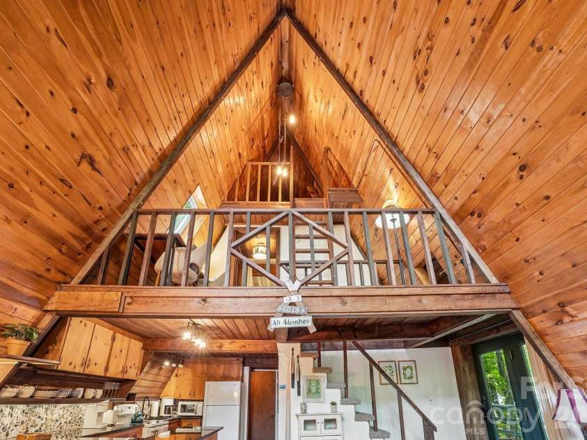201 Hampton Gap Drive, Mars Hill, NC 28754.  MLS# CAR4390377, YatesRealty ID 32206. Views of Loft Area