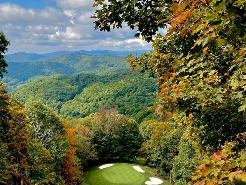 201 Hampton Gap Drive, Mars Hill, NC 28754.  MLS# CAR4390377, YatesRealty ID 32206. WLCC Signature Hole