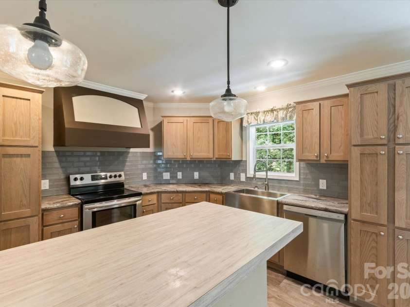 1060 Pickens Highway, Rosman, NC 28772.  MLS# CAR4385231, YatesRealty ID 32207. 