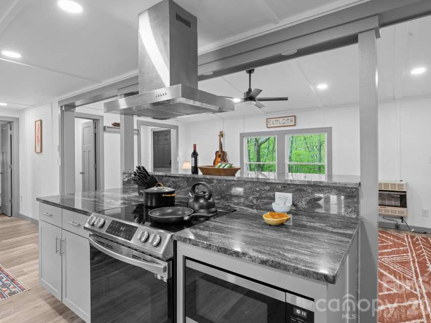 1426 Rainbow Trail, Boone, NC 28607.  MLS# CAR4376098, YatesRealty ID 32209. 