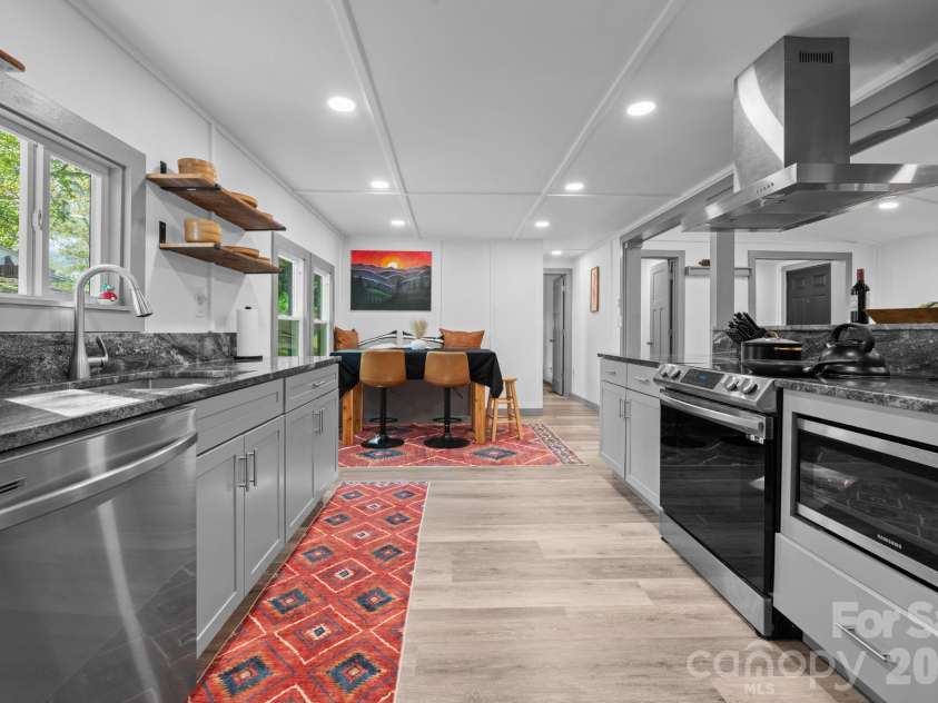 1426 Rainbow Trail, Boone, NC 28607.  MLS# CAR4376098, YatesRealty ID 32209. 