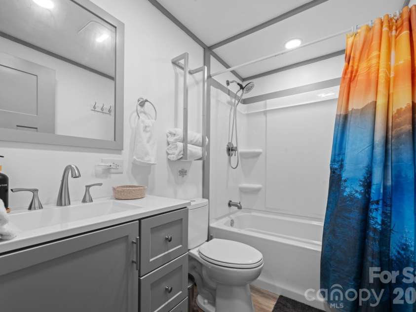 1426 Rainbow Trail, Boone, NC 28607.  MLS# CAR4376098, YatesRealty ID 32209. 