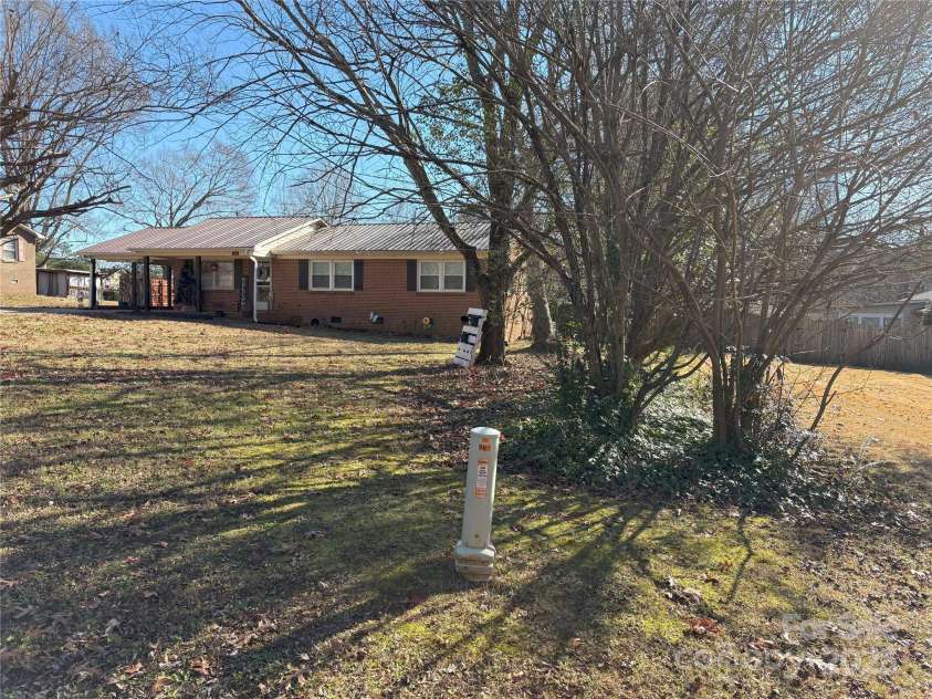 1432 Poston Drive, Lincolnton, NC 28092.  MLS# CAR4209822, YatesRealty ID 3221. 