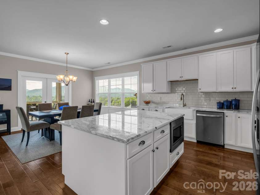 66 Tudor Way, Black Mountain, NC 28711.  MLS# CAR4385710, YatesRealty ID 32210. 