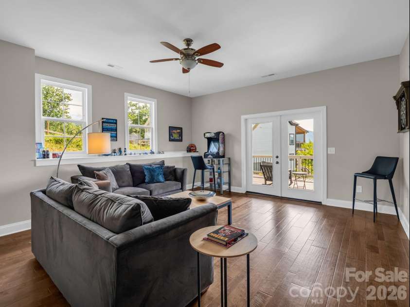 66 Tudor Way, Black Mountain, NC 28711.  MLS# CAR4385710, YatesRealty ID 32210. 