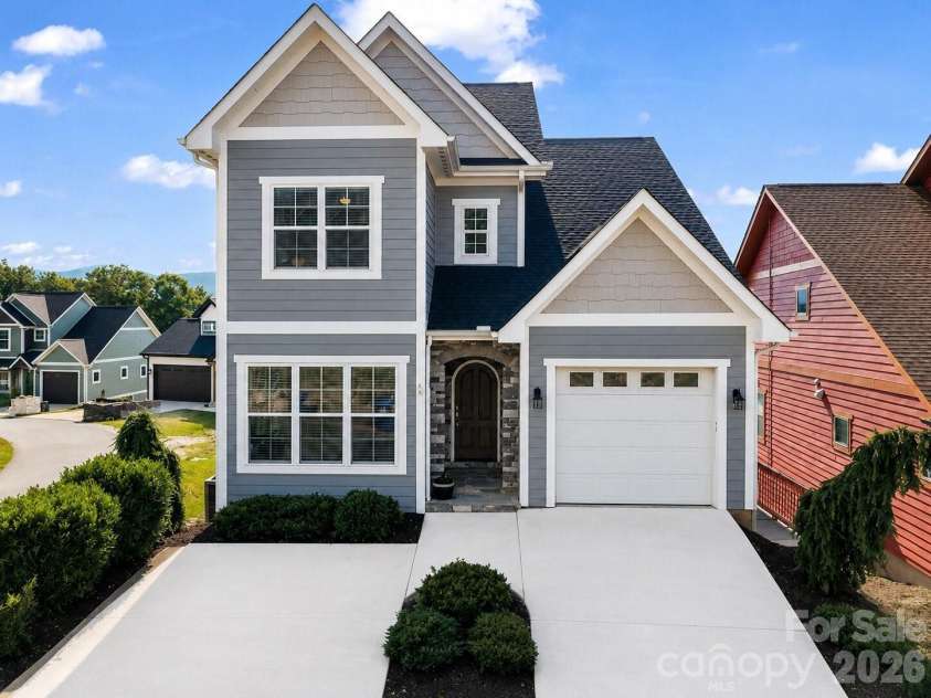 66 Tudor Way, Black Mountain, NC 28711.  MLS# CAR4385710, YatesRealty ID 32210. 