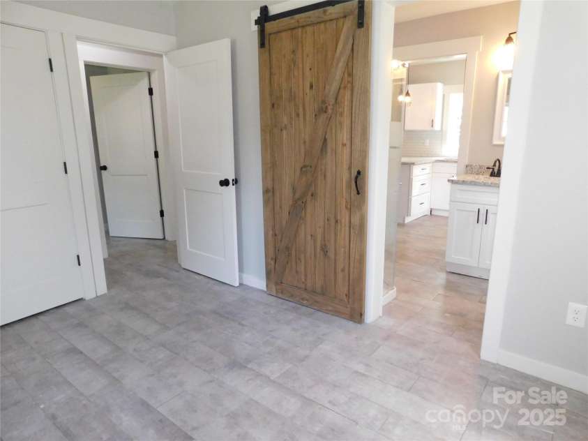 809/812 Marve Street, Gastonia, NC 28052.  MLS# CAR4292517, YatesRealty ID 32210. 