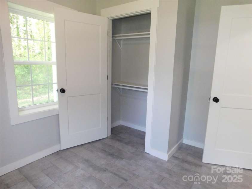 809/812 Marve Street, Gastonia, NC 28052.  MLS# CAR4292517, YatesRealty ID 32210. 