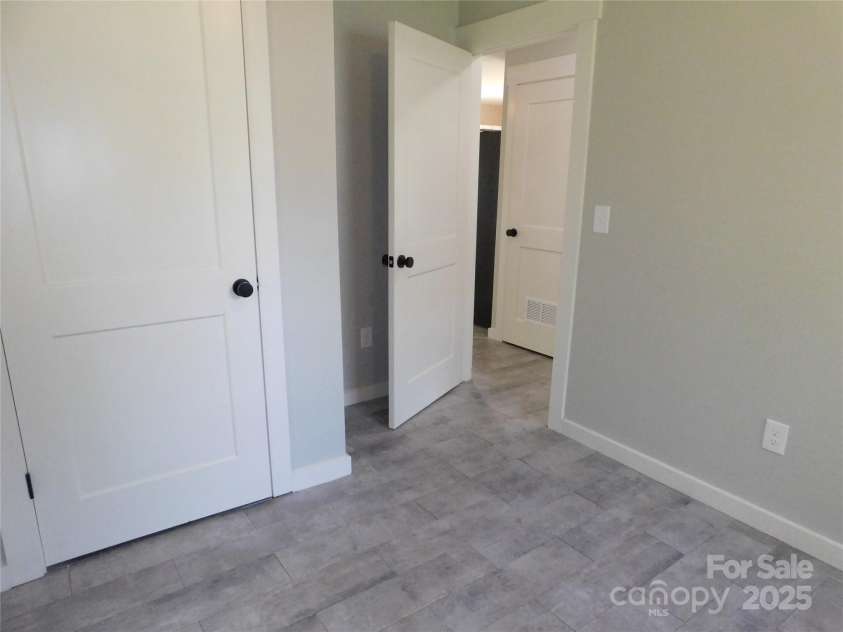 809/812 Marve Street, Gastonia, NC 28052.  MLS# CAR4292517, YatesRealty ID 32210. 