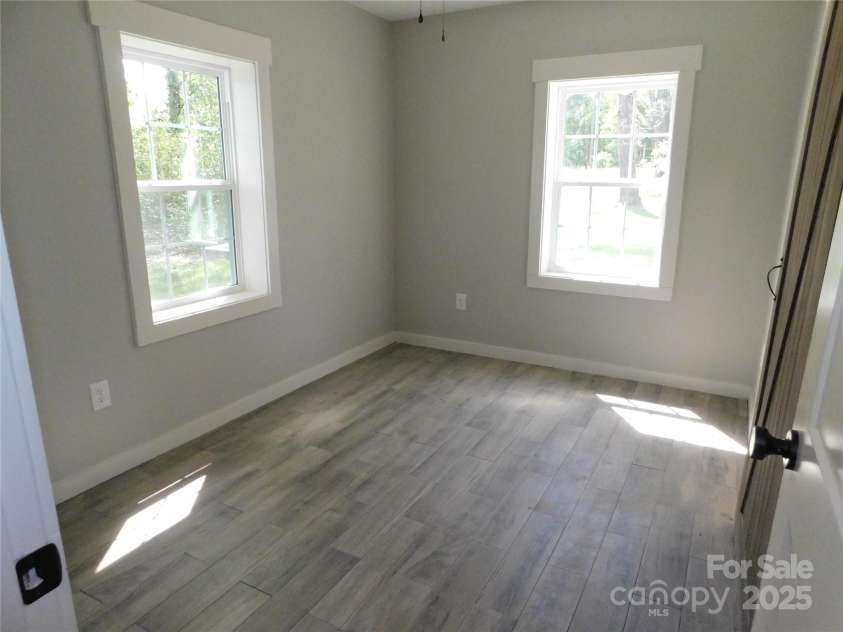 809/812 Marve Street, Gastonia, NC 28052.  MLS# CAR4292517, YatesRealty ID 32210. 