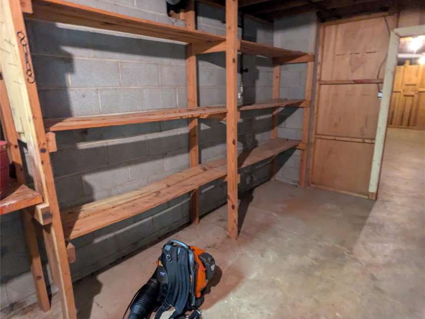 505 Richards Drive, Shelby, NC 28150.  MLS# CAR4287142, YatesRealty ID 32211. Good storage in the basement