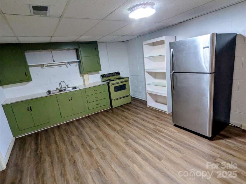 505 Richards Drive, Shelby, NC 28150.  MLS# CAR4287142, YatesRealty ID 32211. Kitchen in the basement