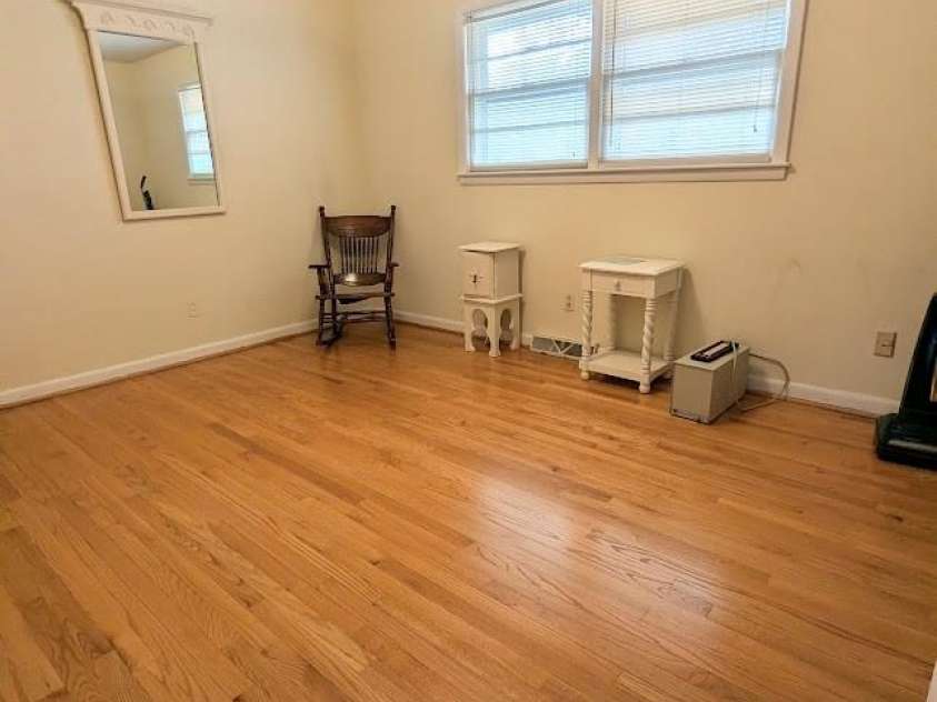 505 Richards Drive, Shelby, NC 28150.  MLS# CAR4287142, YatesRealty ID 32211. Large 2nd bedroom or office.