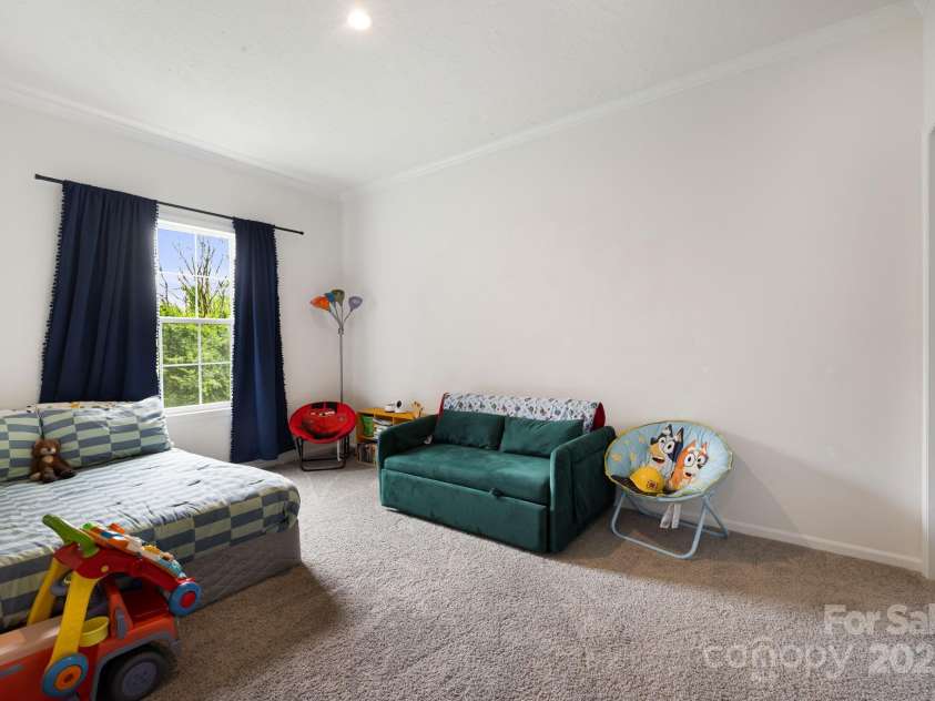 178 Spencer Street, Clyde, NC 28721.  MLS# CAR4281208, YatesRealty ID 32212. 