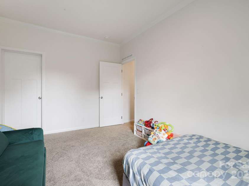 178 Spencer Street, Clyde, NC 28721.  MLS# CAR4281208, YatesRealty ID 32212. 