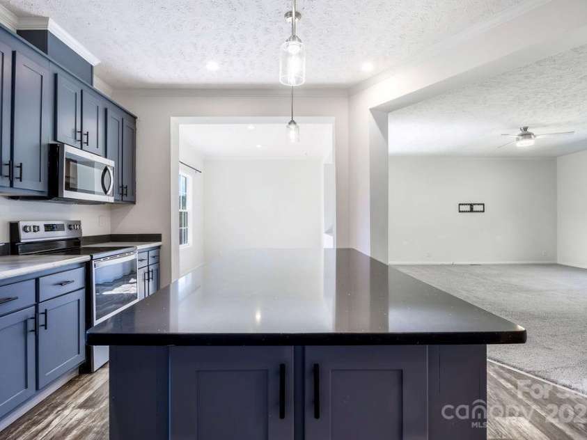 178 Spencer Street, Clyde, NC 28721.  MLS# CAR4315737, YatesRealty ID 32212. 