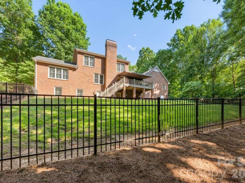207 Lost Corner Road, Morganton, NC 28655.  MLS# CAR4390860, YatesRealty ID 32212. 